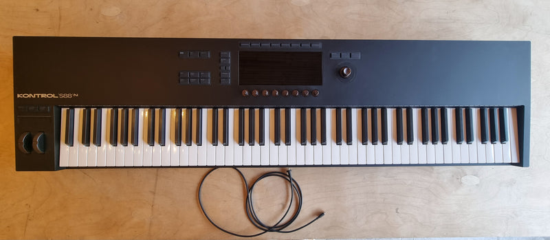 Native Instruments Komplete Kontrol S88Mk3 Smart Keyboard