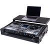 Flight case Headliner Pitch Black pour système One avec roulettes
