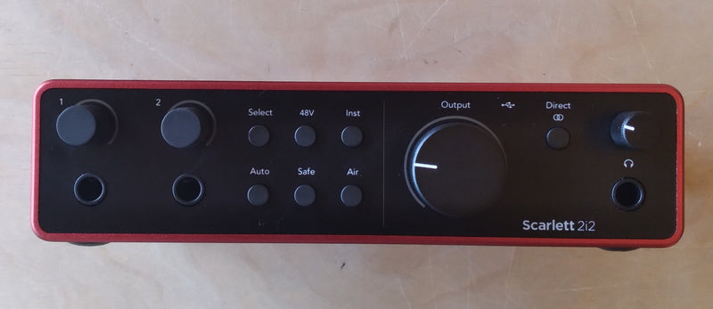 Focusrite Scarlett 2i2 4th Gen
