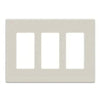 Plaque frontale sans vis Savant : trois boutons (amande clair)