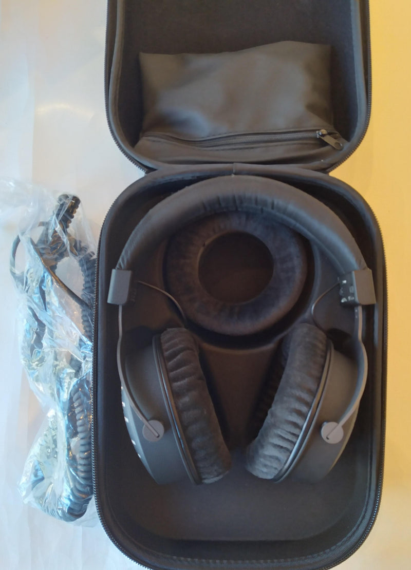 Beyerdynamic DT 1990 Pro